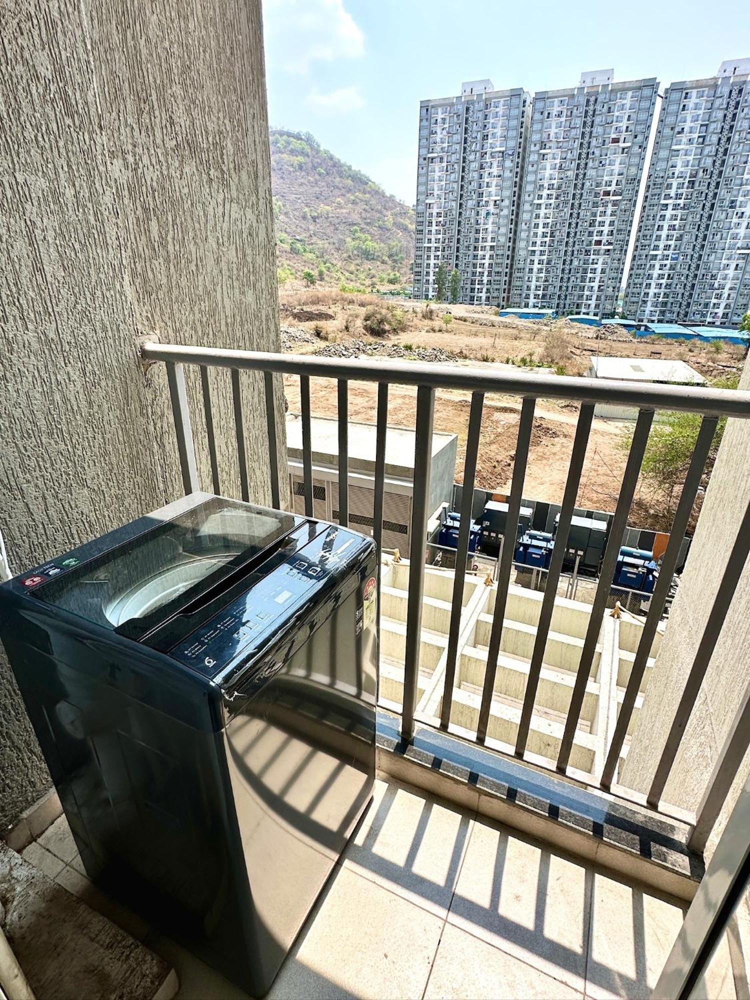 Peacock Palace 2Bhk Modern Ac Flat In Baner Пюн Екстериор снимка