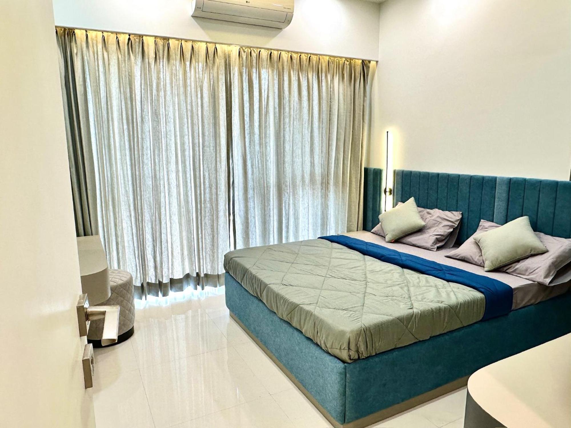 Peacock Palace 2Bhk Modern Ac Flat In Baner Пюн Екстериор снимка